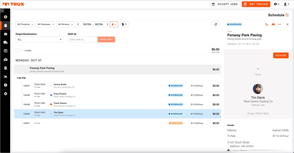 The image shows a Trux dispatch screen for 